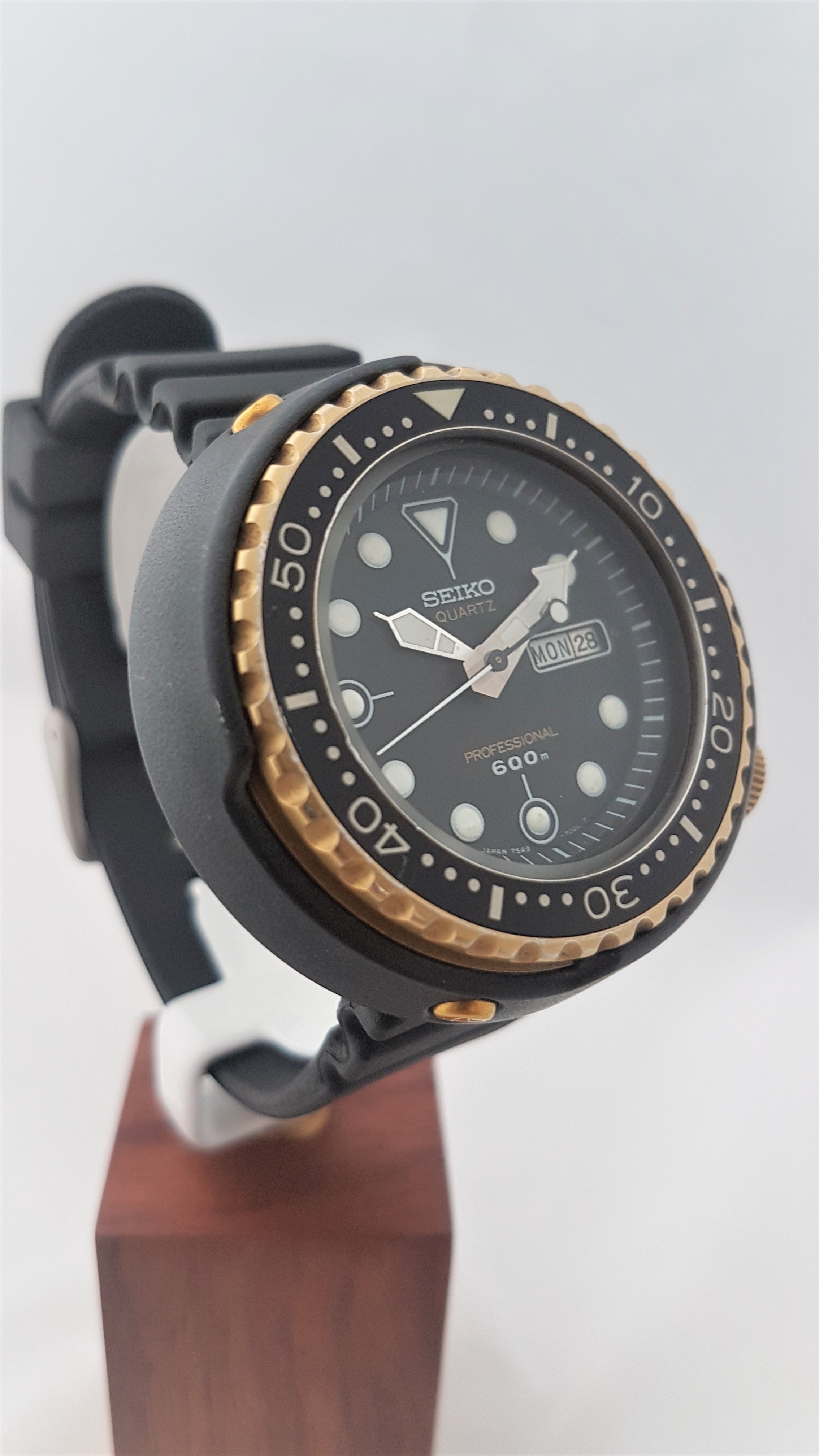 Seiko 7549-7000 Golden Tuna - Montre japonaise - Ikigai Watches